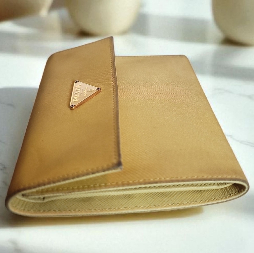 Prada Gold Chain Wallet EUC - Picture 5 of 13